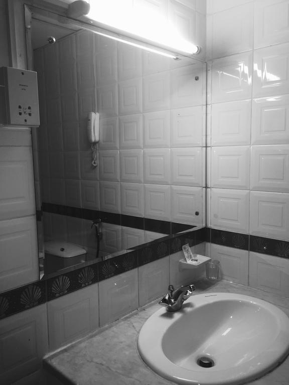 Gold Plaza Guest House Dubaj Pokoj fotografie